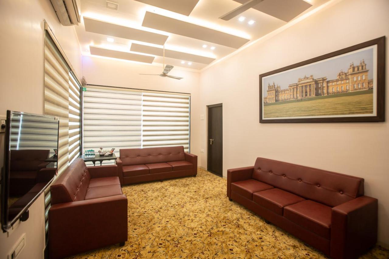 Hotel Singh'S By Wb Inn, Vashi, Navi Mumbai Ngoại thất bức ảnh