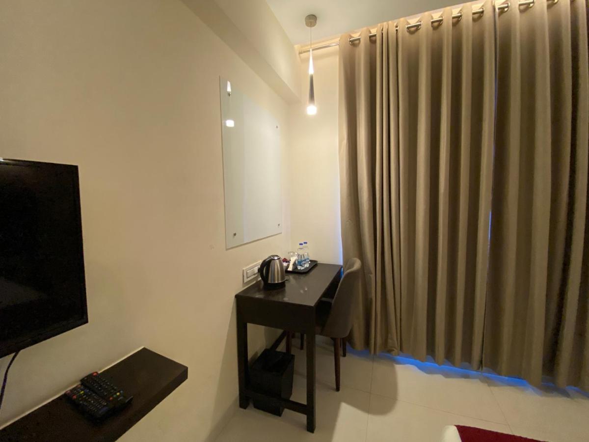 Hotel Singh'S By Wb Inn, Vashi, Navi Mumbai Ngoại thất bức ảnh