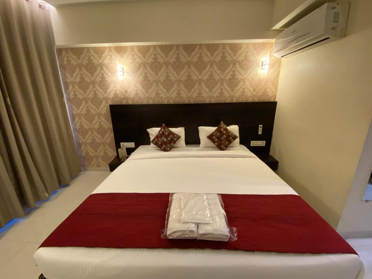 Hotel Singh'S By Wb Inn, Vashi, Navi Mumbai Ngoại thất bức ảnh
