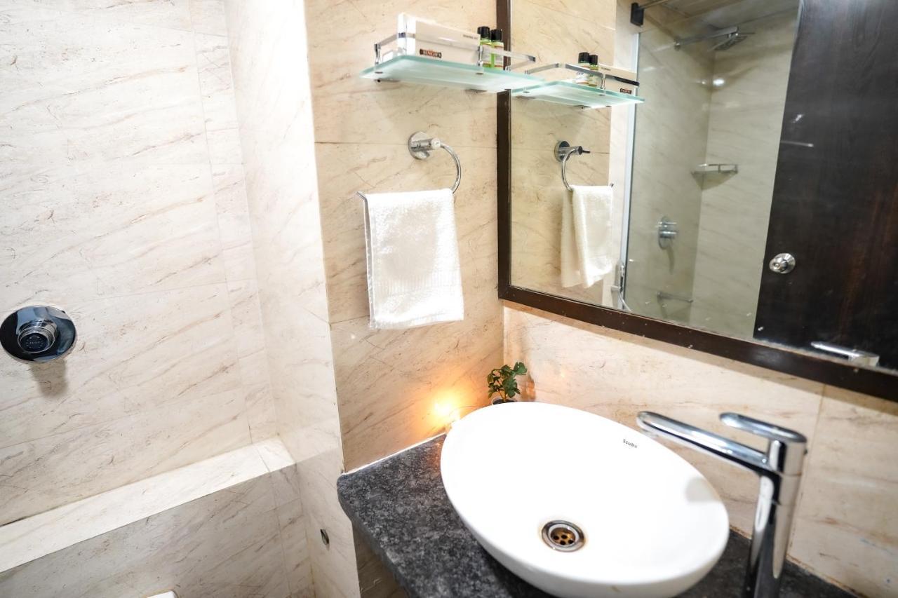 Hotel Singh'S By Wb Inn, Vashi, Navi Mumbai Ngoại thất bức ảnh